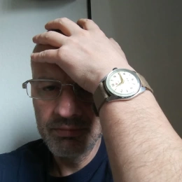 Adrian Schiop